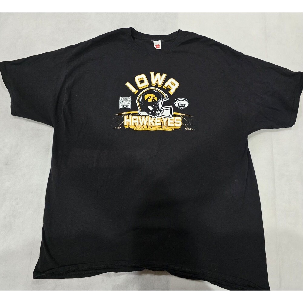 San Diego Holiday Bowl T-Shirt Sz 2XL 2019 Iowa Hawkeyes College Football Tee